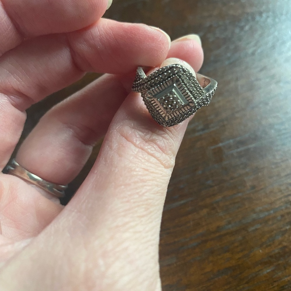 Diamond Shaped Sterling Silver Ring - image 3